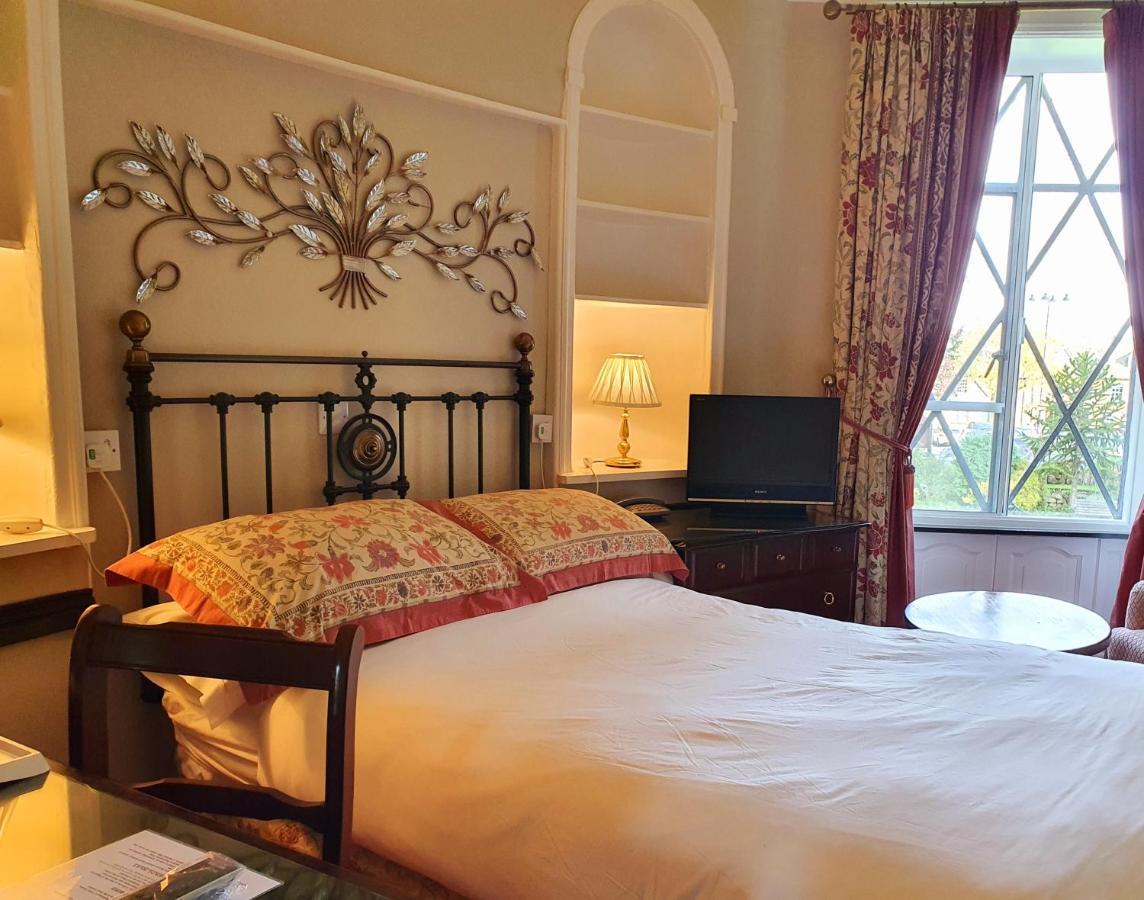 Stow Lodge Hotel Esterno foto